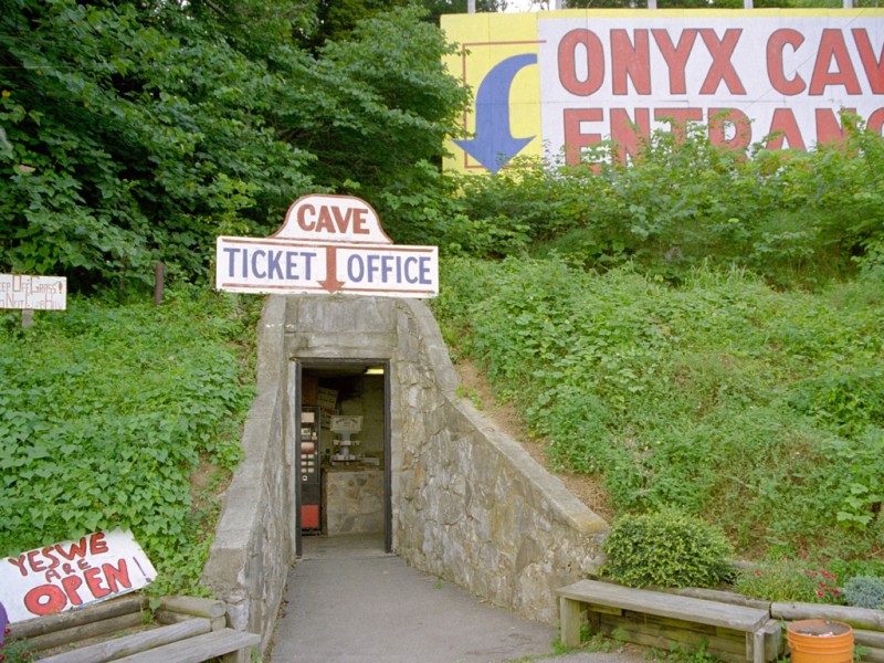 tourist cave