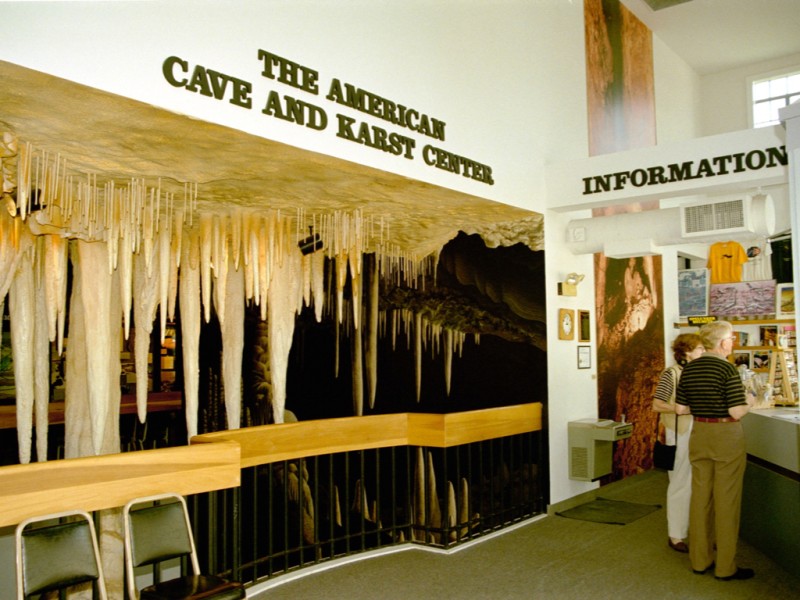 tourist cave